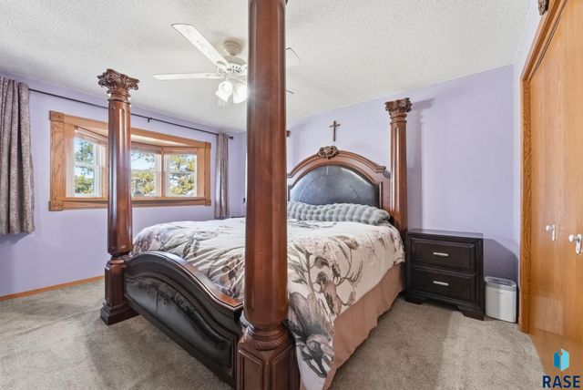 26574 466th Ave Avenue, Sioux Falls, SD 57106