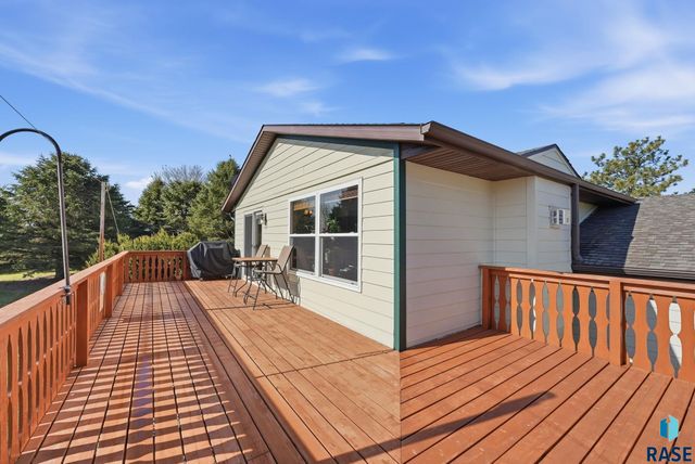 26574 466th Ave Avenue, Sioux Falls, SD 57106