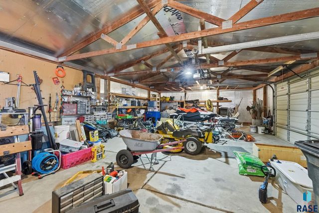 26574 466th Ave Avenue, Sioux Falls, SD 57106