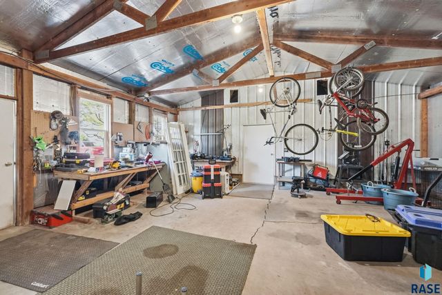 26574 466th Ave Avenue, Sioux Falls, SD 57106