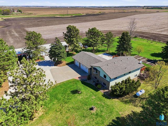26574 466th Ave Avenue, Sioux Falls, SD 57106