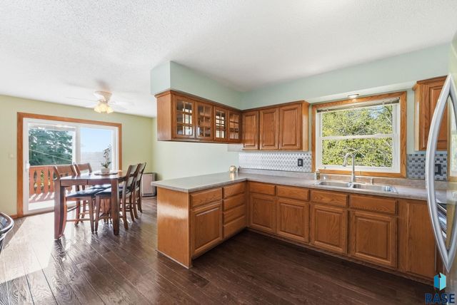 26574 466th Ave Avenue, Sioux Falls, SD 57106