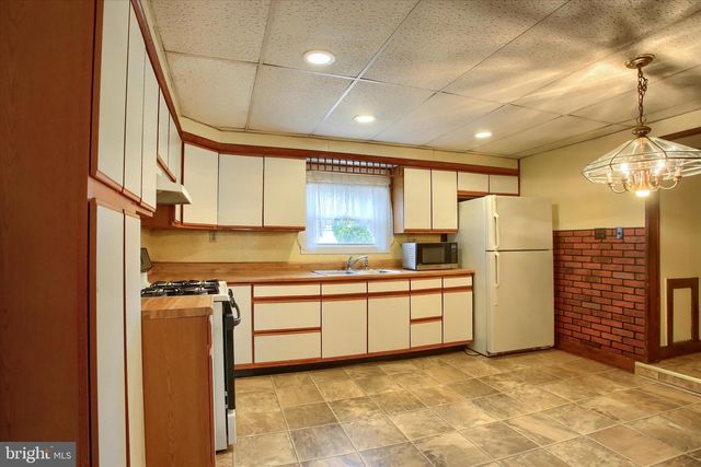 430 N EAST ST, Carlisle, PA 17013