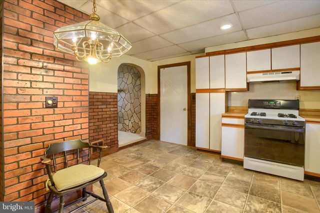 430 N EAST ST, Carlisle, PA 17013
