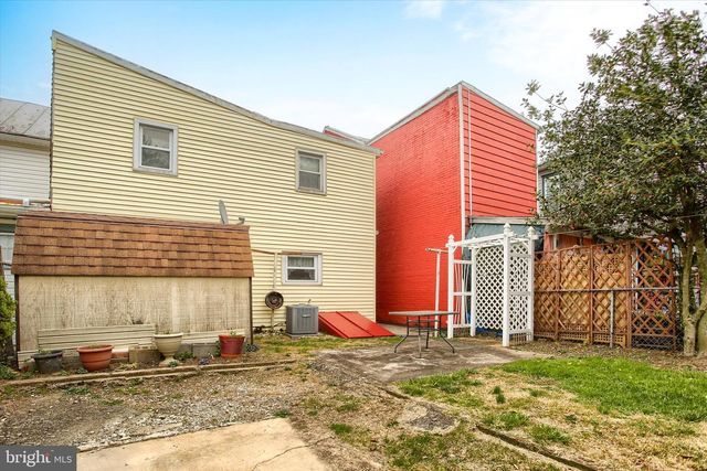430 N EAST ST, Carlisle, PA 17013