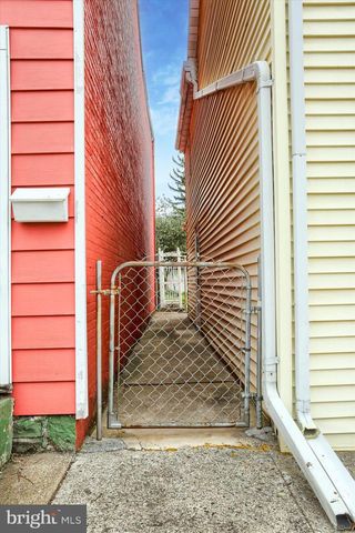 430 N EAST ST, Carlisle, PA 17013