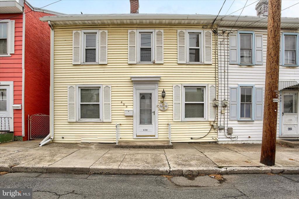 430 N EAST ST, Carlisle, PA 17013