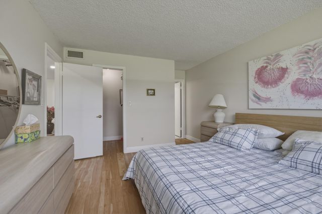 371 S Hollybrook Drive 106, Pembroke Pines, FL 33025