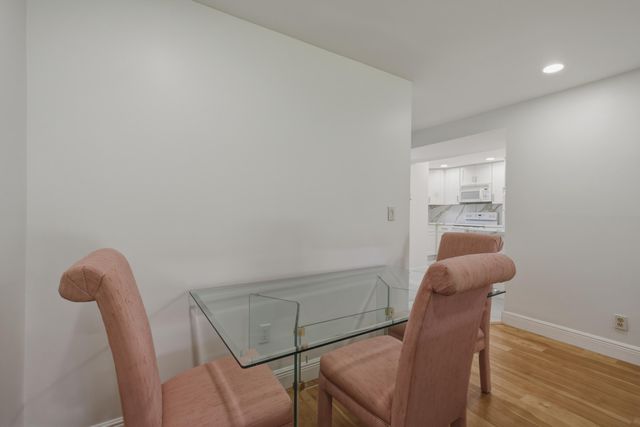 371 S Hollybrook Drive 106, Pembroke Pines, FL 33025
