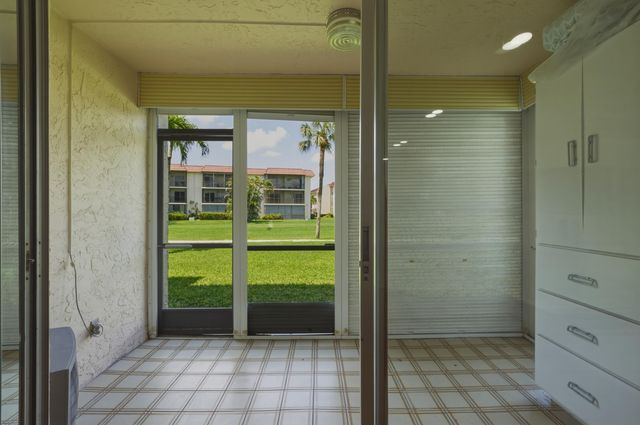 371 S Hollybrook Drive 106, Pembroke Pines, FL 33025