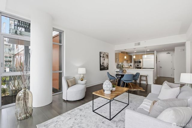 72 Townsend Street 402, San Francisco, CA 94107