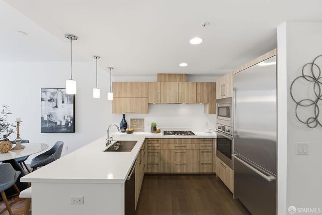 72 Townsend Street 402, San Francisco, CA 94107