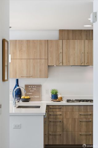 72 Townsend Street 402, San Francisco, CA 94107