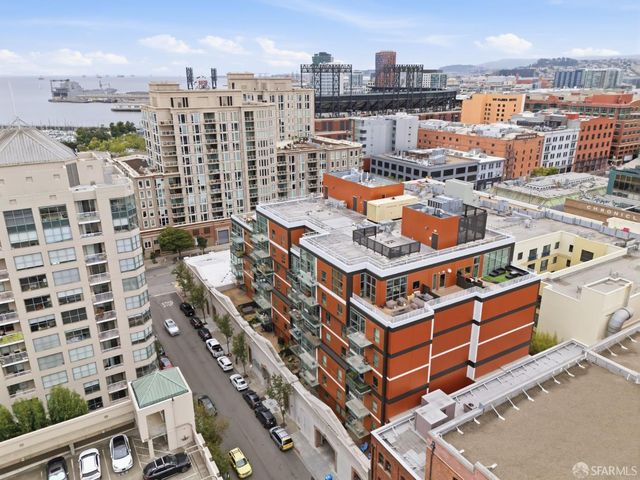 72 Townsend Street 402, San Francisco, CA 94107