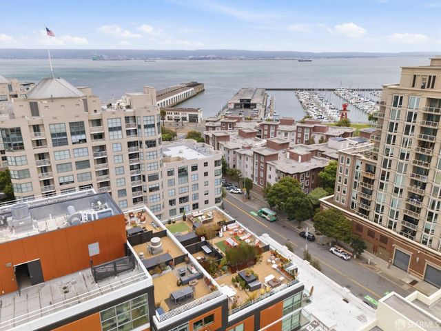 72 Townsend Street 402, San Francisco, CA 94107