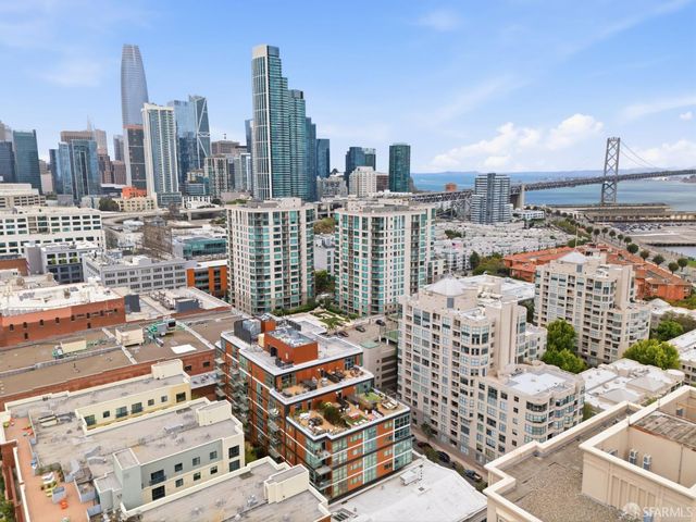 72 Townsend Street 402, San Francisco, CA 94107