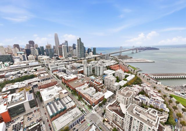 72 Townsend Street 402, San Francisco, CA 94107