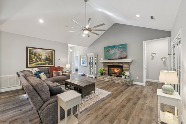 430 Cajun Drive, Ellijay, GA 30540