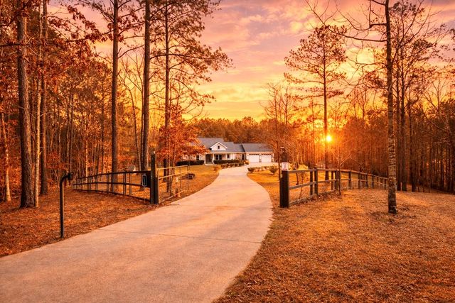 430 Cajun Drive, Ellijay, GA 30540