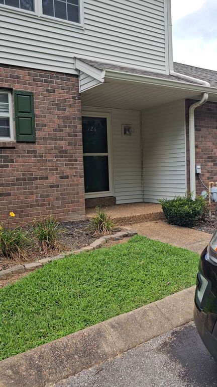 126 Eastdale Ln, Dickson, TN 37055