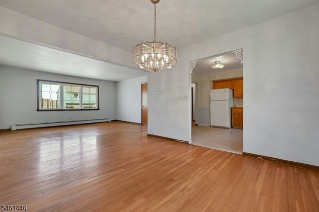 347 Chestnut Ave, South Hackensack Twp., NJ 07606