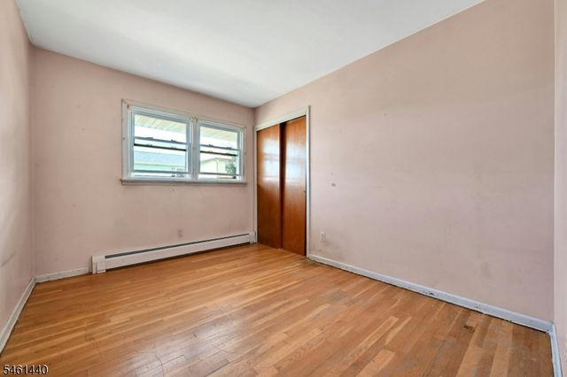 347 Chestnut Ave, South Hackensack Twp., NJ 07606