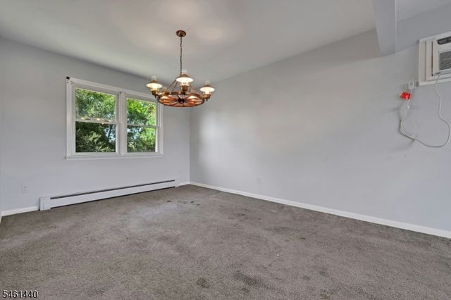 347 Chestnut Ave, South Hackensack Twp., NJ 07606