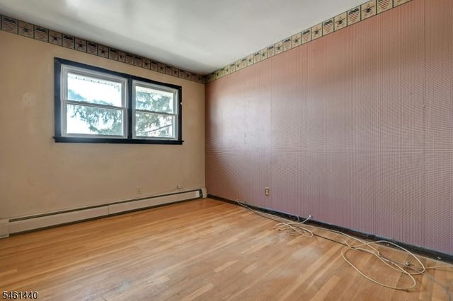 347 Chestnut Ave, South Hackensack Twp., NJ 07606