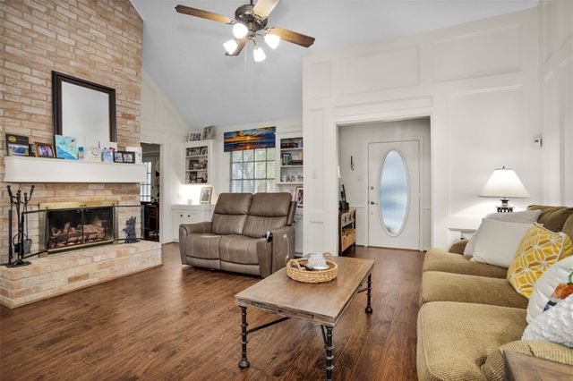 11522 Corola Trail Drive, Houston, TX 77066