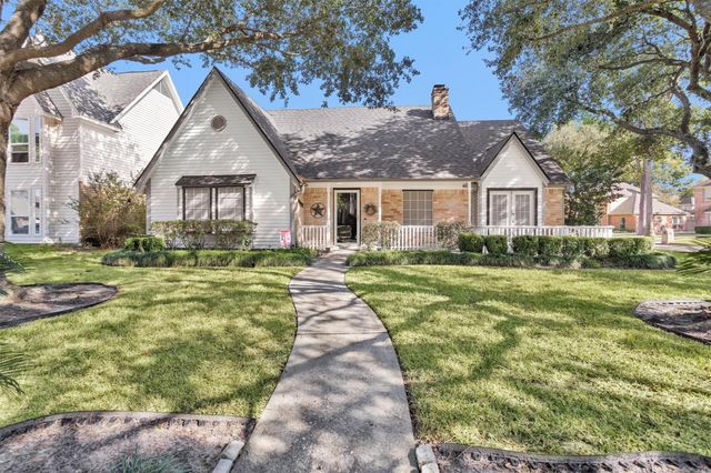 11522 Corola Trail Drive, Houston, TX 77066