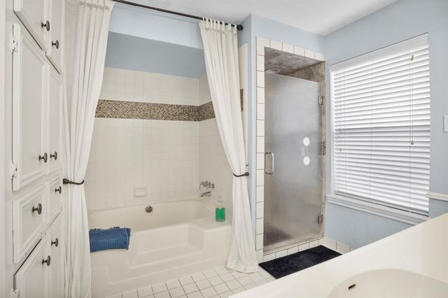 11522 Corola Trail Drive, Houston, TX 77066