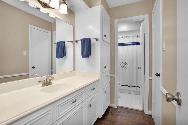 11522 Corola Trail Drive, Houston, TX 77066