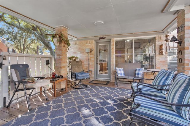 11522 Corola Trail Drive, Houston, TX 77066