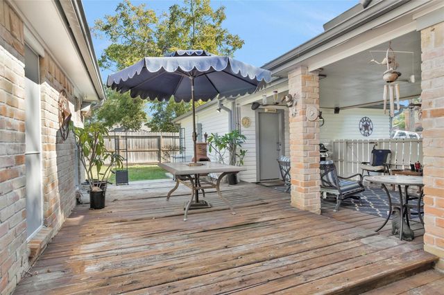 11522 Corola Trail Drive, Houston, TX 77066