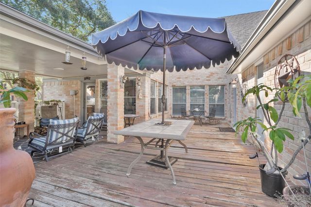 11522 Corola Trail Drive, Houston, TX 77066