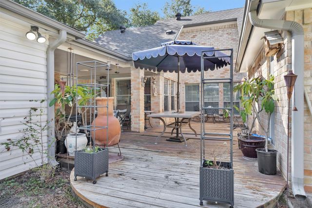 11522 Corola Trail Drive, Houston, TX 77066