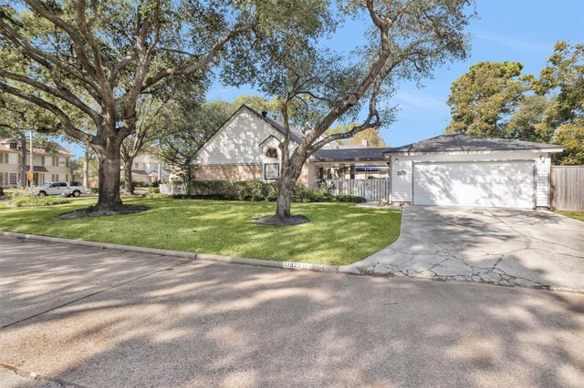 11522 Corola Trail Drive, Houston, TX 77066
