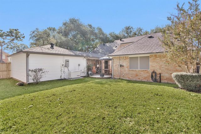 11522 Corola Trail Drive, Houston, TX 77066