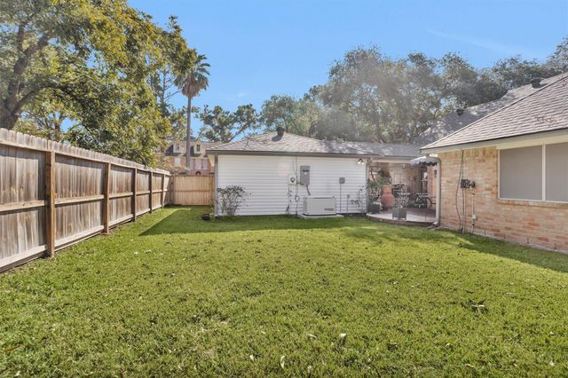 11522 Corola Trail Drive, Houston, TX 77066