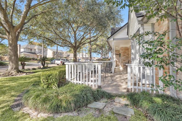 11522 Corola Trail Drive, Houston, TX 77066