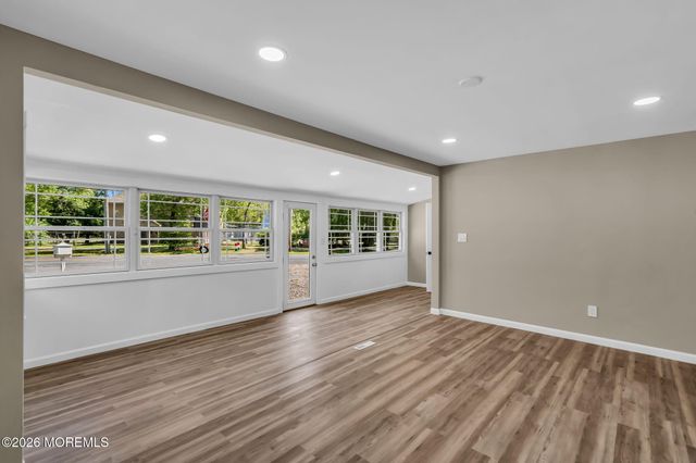 705 Cedar Avenue, Pine Beach, NJ 08741
