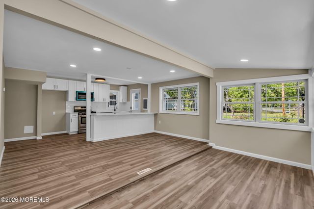705 Cedar Avenue, Pine Beach, NJ 08741