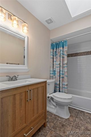 11517 W Riverhaven Drive, Homosassa, FL 34448