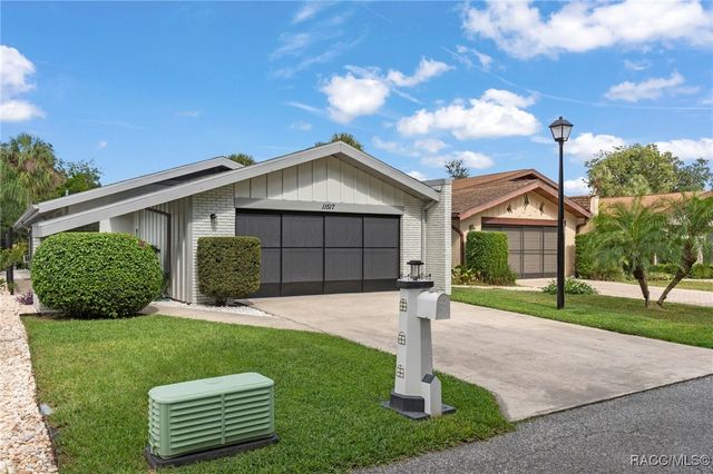 11517 W Riverhaven Drive, Homosassa, FL 34448
