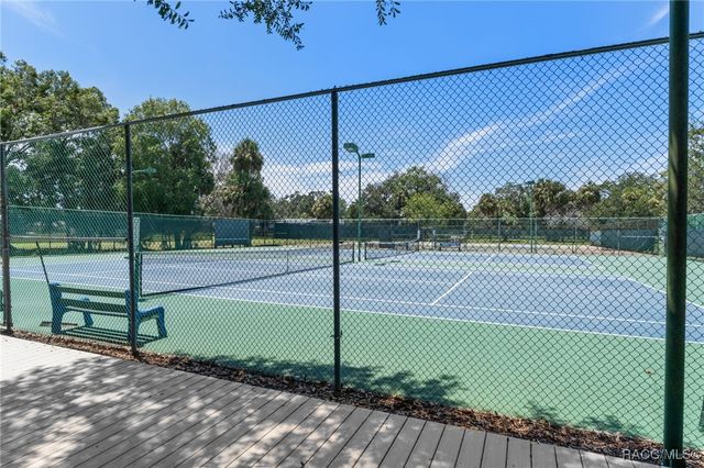 11517 W Riverhaven Drive, Homosassa, FL 34448