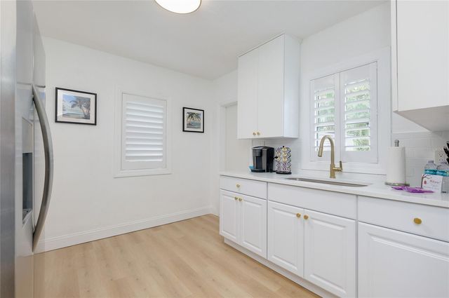 708 W OLYMPIA AVENUE, Punta Gorda, FL 33950
