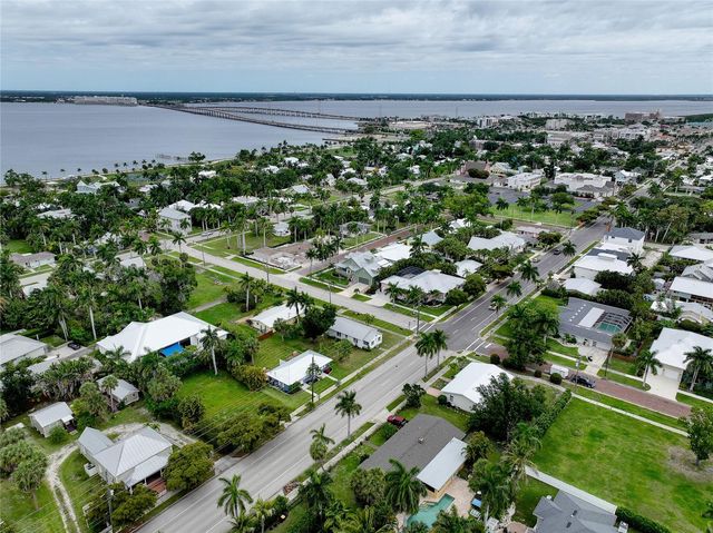 708 W OLYMPIA AVENUE, Punta Gorda, FL 33950
