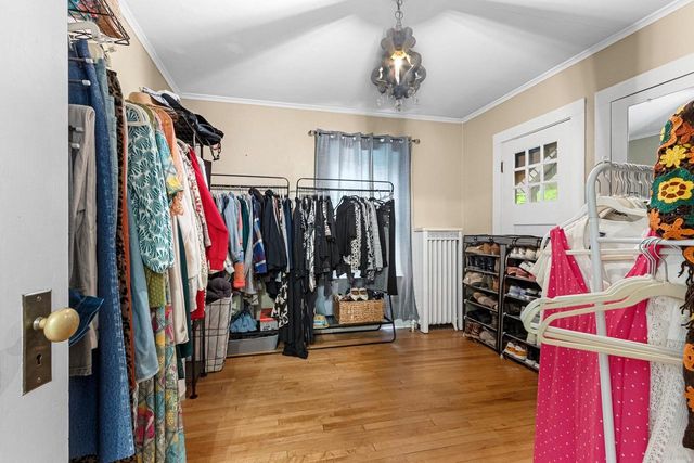 1115 S MONROE AVENUE, Green Bay, WI 54301