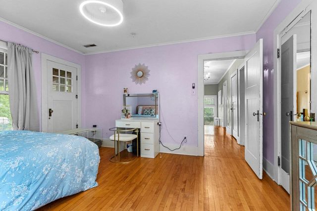 1115 S MONROE AVENUE, Green Bay, WI 54301