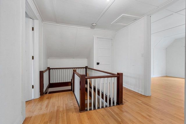 1115 S MONROE AVENUE, Green Bay, WI 54301